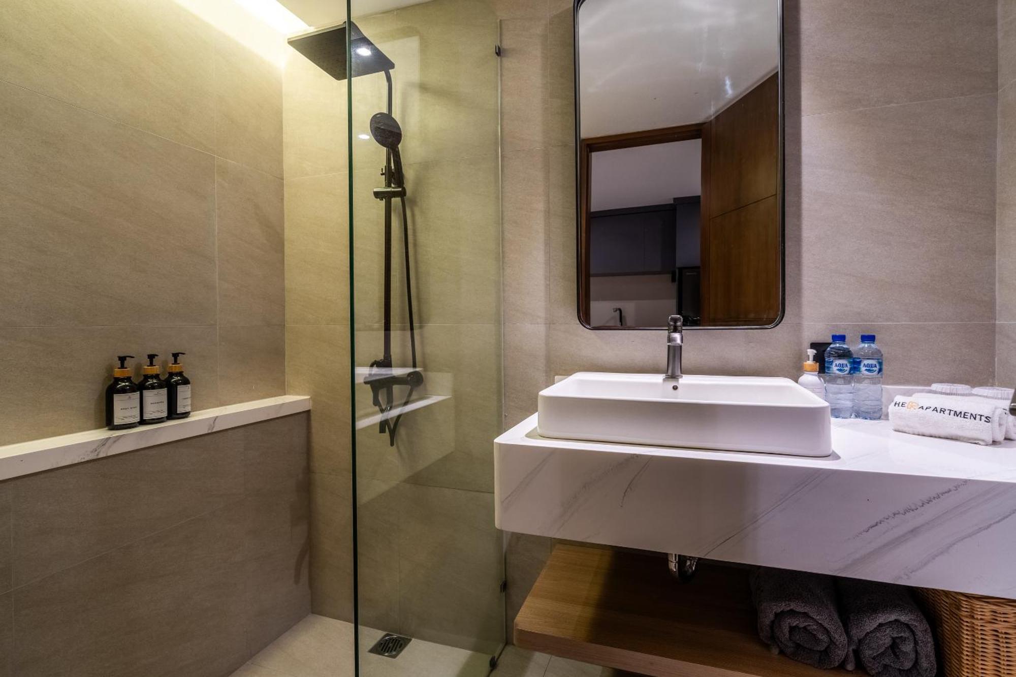 The R Apartments Pererenan Canggu Extérieur photo